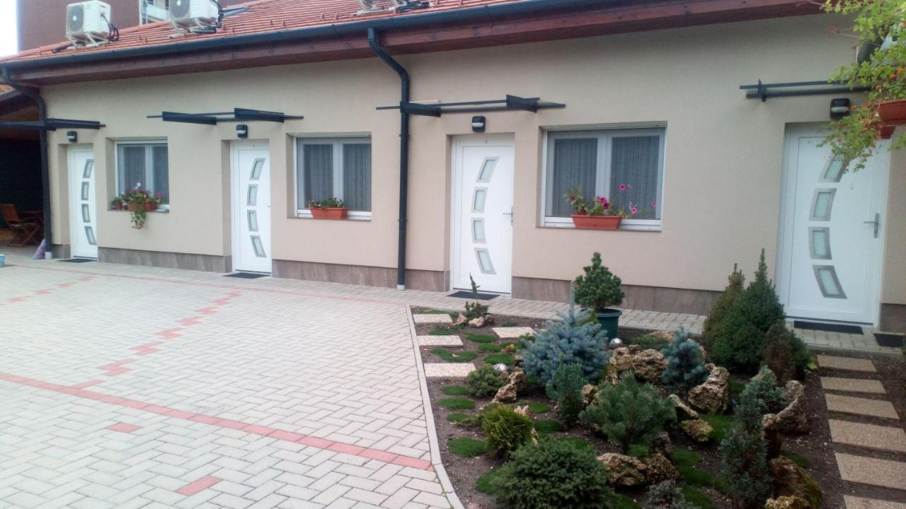 Hotel Borostyan Vendeghaz Erlau Exterior foto